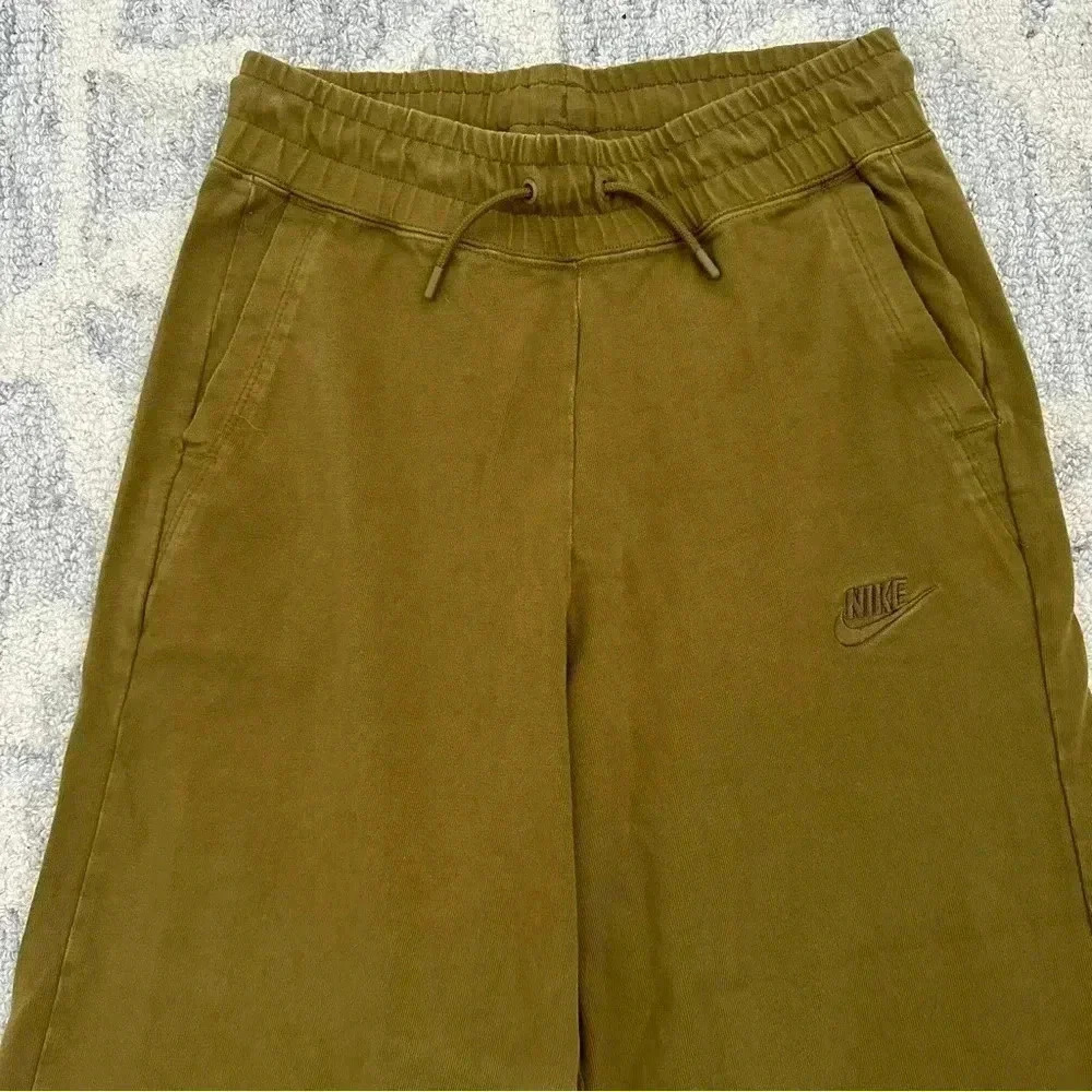 Nike Cropped Wide Leg EUC Green / Chartreuse Sweatpants Size Small - Picture 6 of 15